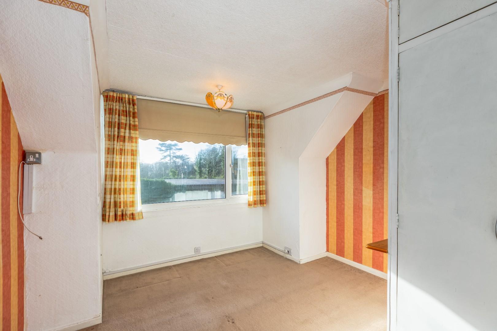 Lilliput Lane, West Cross, Swansea, SA3 5AQ